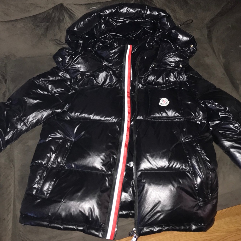 ❗️SOLD‼️Moncler Black Down filled Jacket w/ Hood